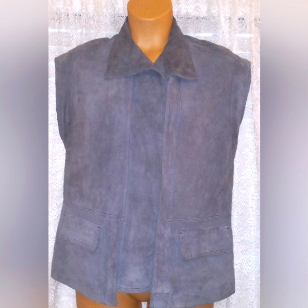 Vince 100% lamb leather vest size large